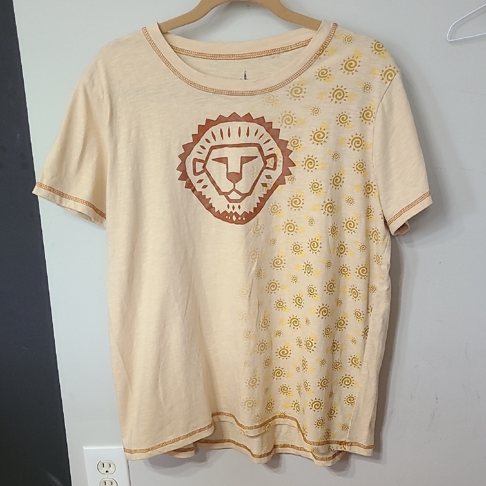 Disney Parks Beige Lion Graphic T-Shirt Size XL